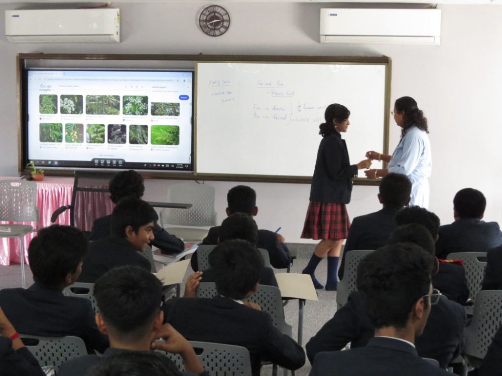 Classrooms, Labs and Library - Gallery - TRIS