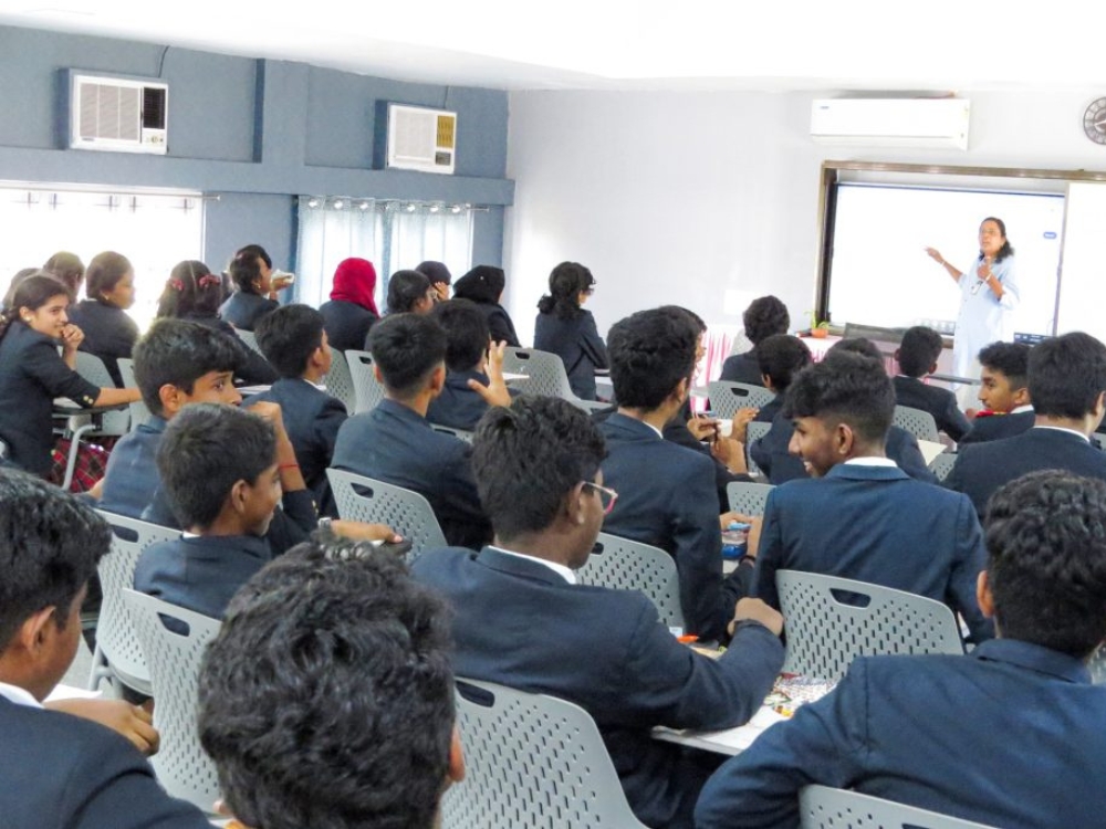 Classrooms, Labs and Library - Gallery - TRIS